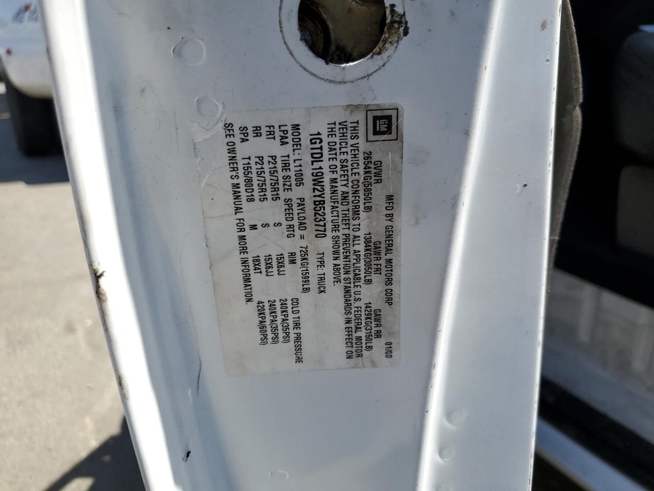 2000 GMC Safari Xt VIN: 1GTDL19W2YB523770 Lot: 66784604