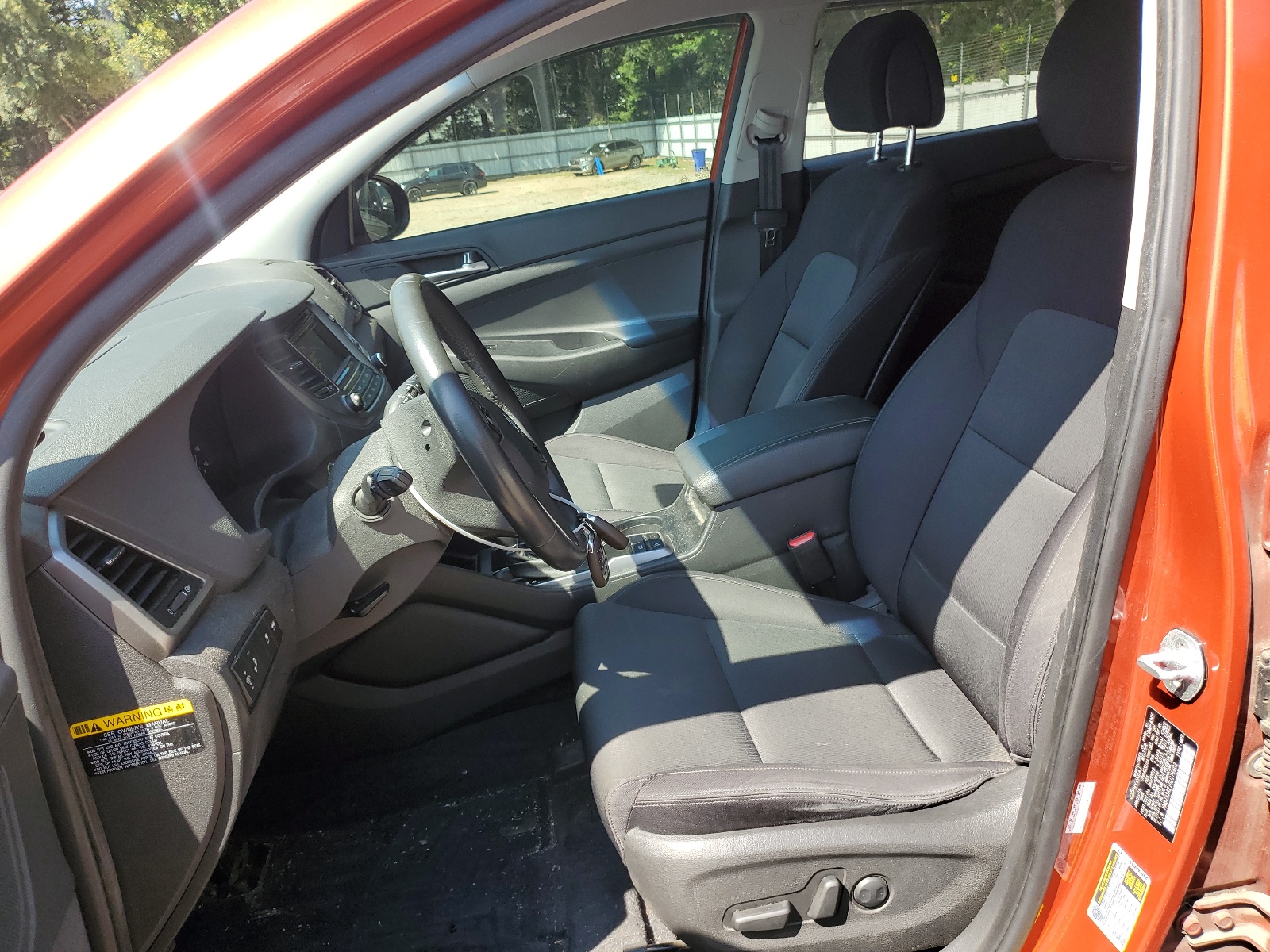 KM8J33A21GU176602 2016 Hyundai Tucson Limited