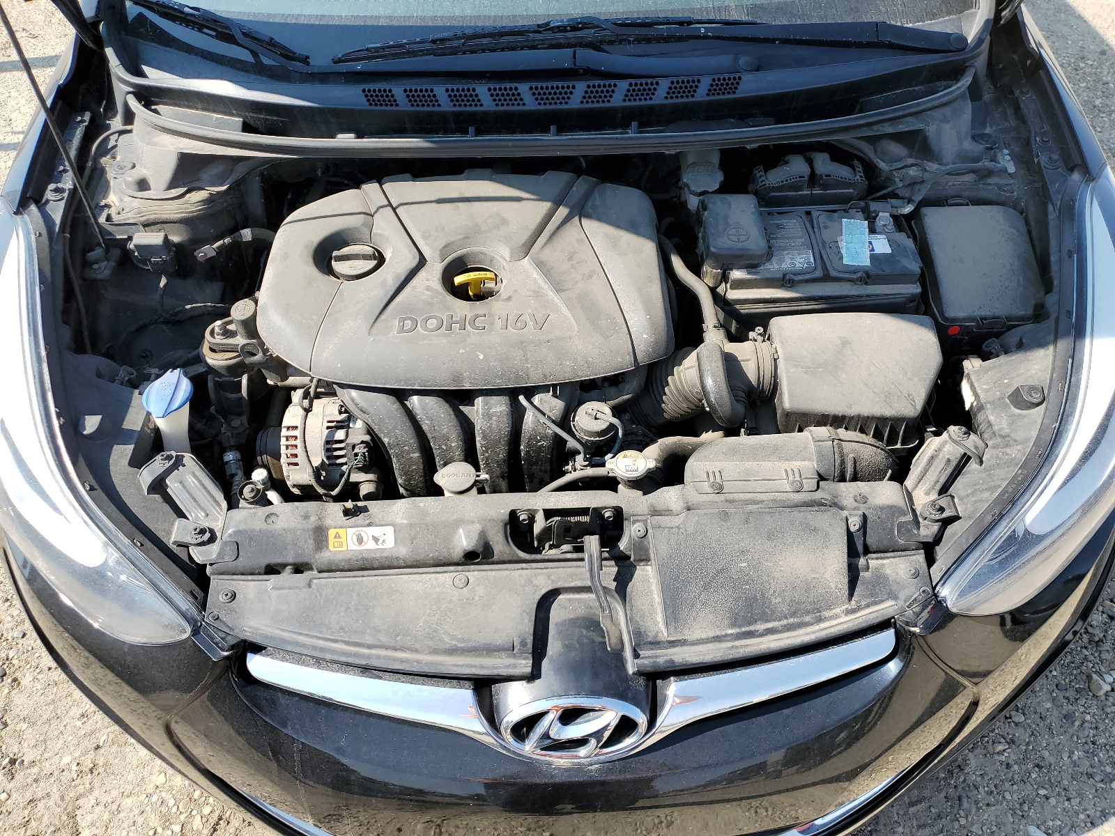 5NPDH4AE3FH557654 2015 Hyundai Elantra Se