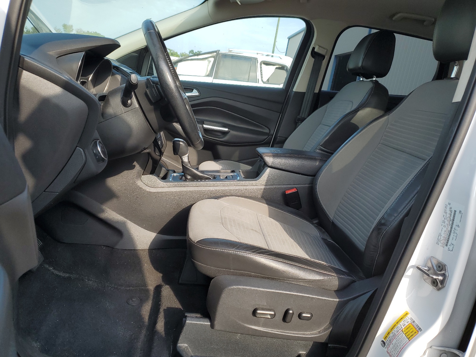 1FMCU0GDXHUB73986 2017 Ford Escape Se