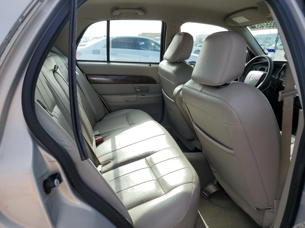 2008 Mercury Grand Marquis Ls VIN: 2MEFM75V98X628307 Lot: 65574534