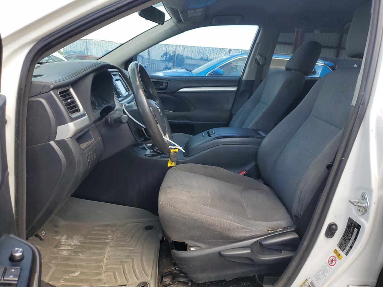 2015 Toyota Highlander Le VIN: 5TDZKRFH4FS096353 Lot: 68274434