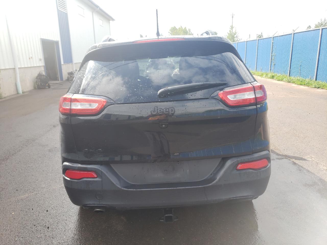 1C4PJMAB9HW562426 2017 Jeep Cherokee Sport