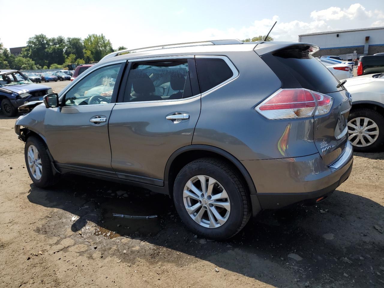 KNMAT2MV2GP598767 2016 NISSAN ROGUE - Image 2