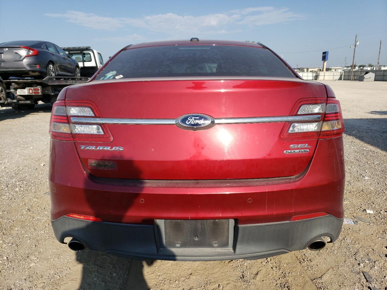 1FAHP2E81FG195122 2015 Ford Taurus Sel