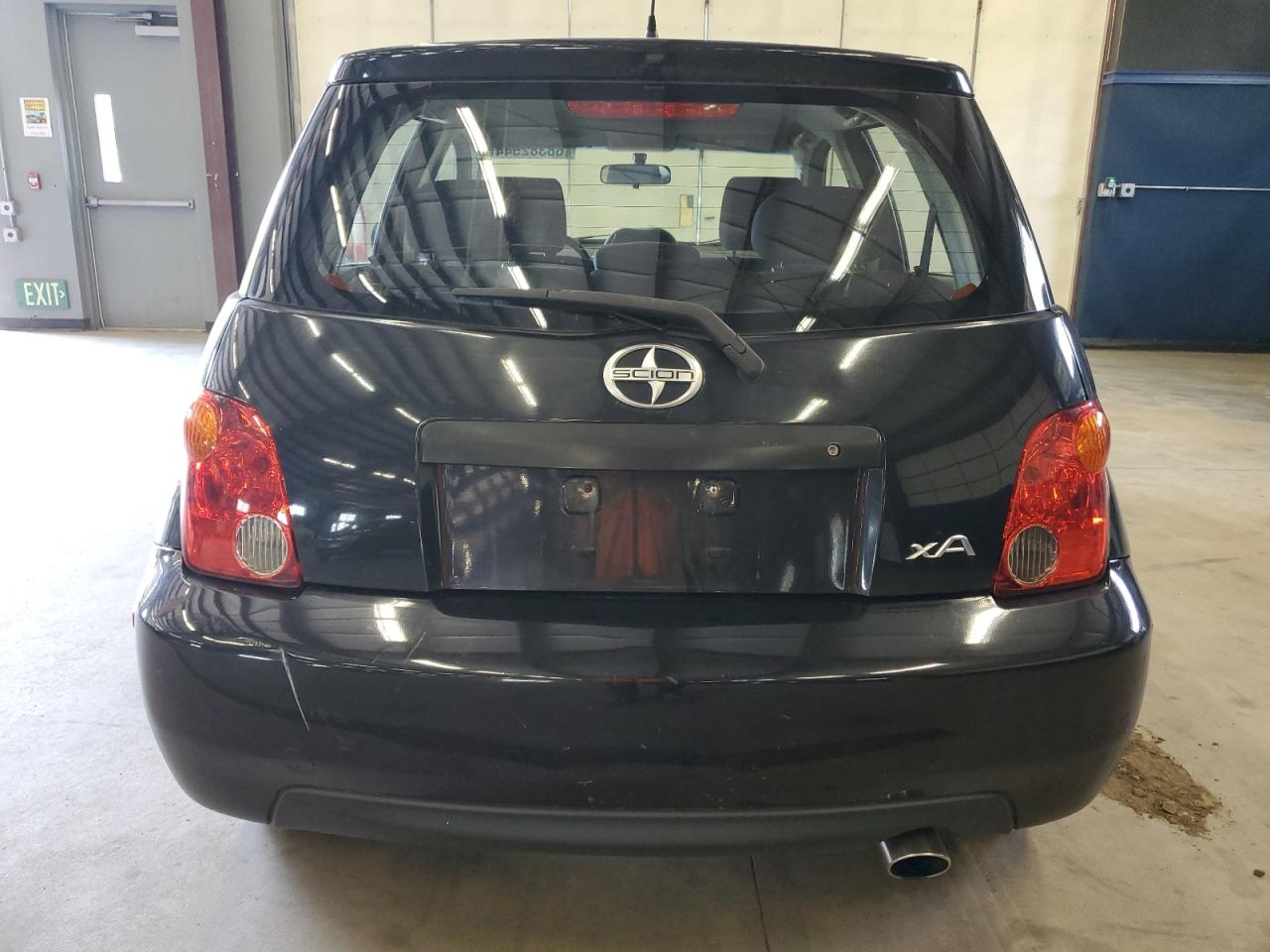 2005 Toyota Scion Xa VIN: JTKKT624750102804 Lot: 68382544