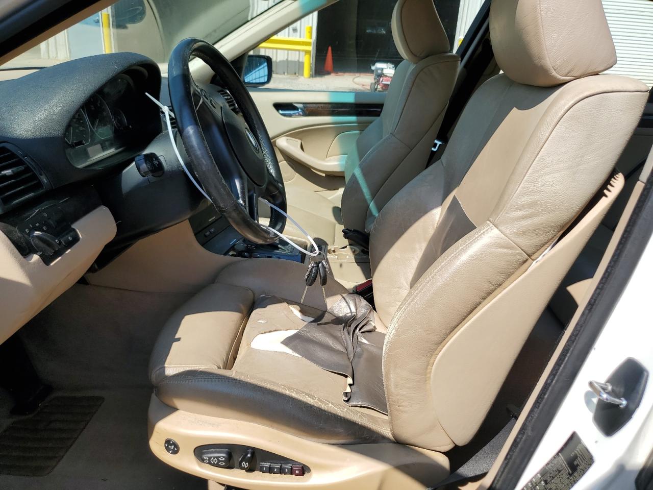 2003 BMW 330 I VIN: WBAEV53433KM29173 Lot: 66493304