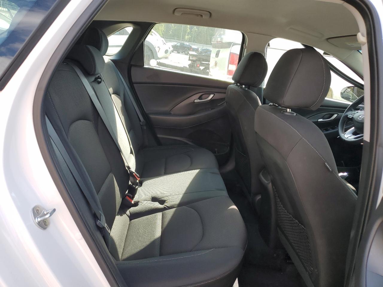 2018 Hyundai Elantra Gt VIN: KMHH35LE2JU012266 Lot: 67834444