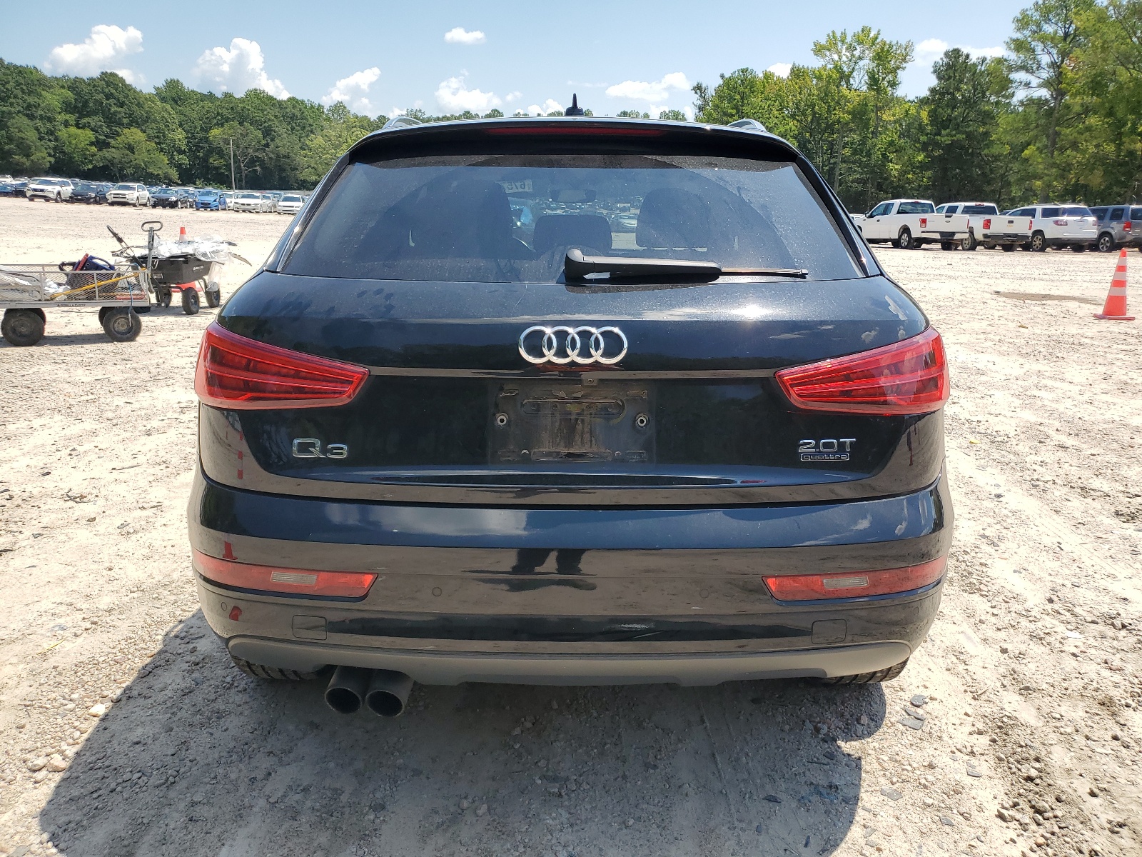 WA1ECCFS0JR002202 2018 Audi Q3 Premium