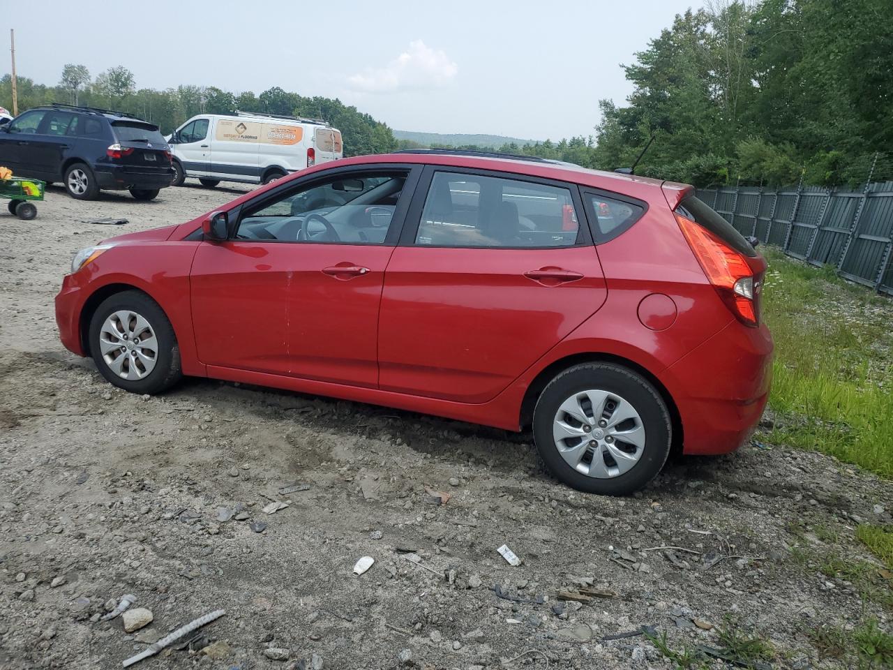 KMHCT5AE7FU204206 2015 HYUNDAI ACCENT - Image 2