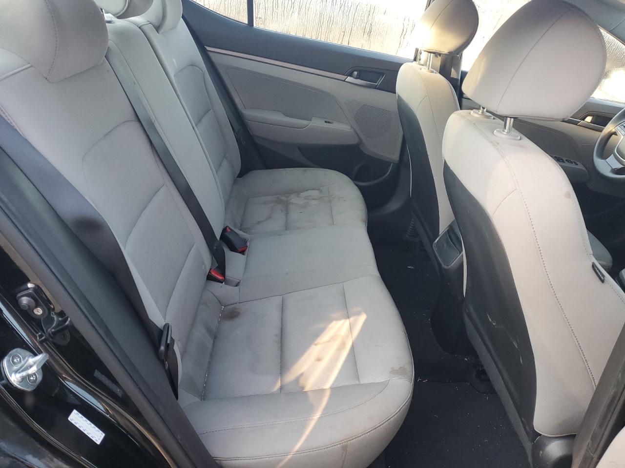 2017 Hyundai Elantra Se VIN: KMHD74LF8HU423705 Lot: 66580334