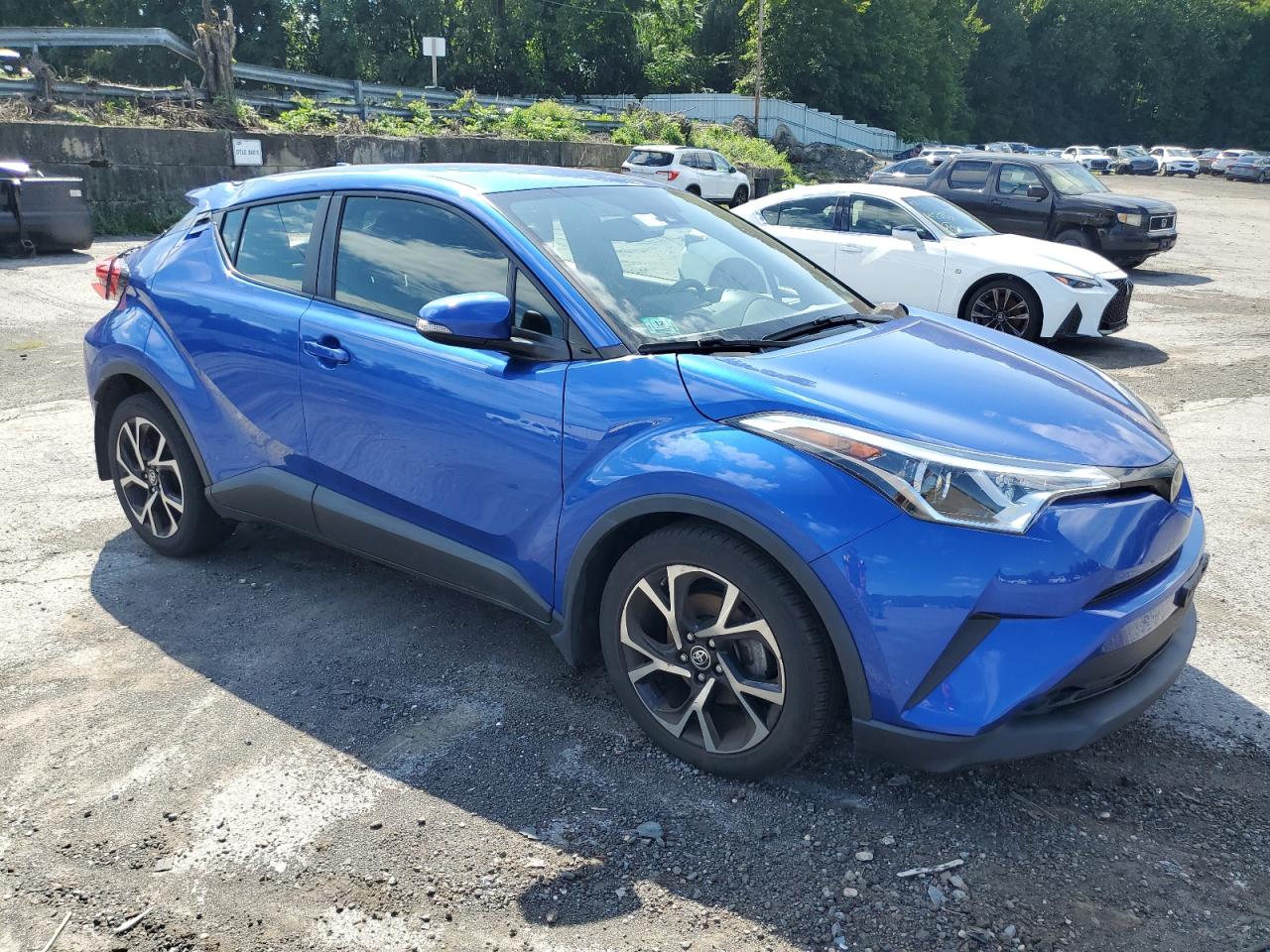 VIN JTNKHMBXXJ1008956 2018 TOYOTA C-HR no.4