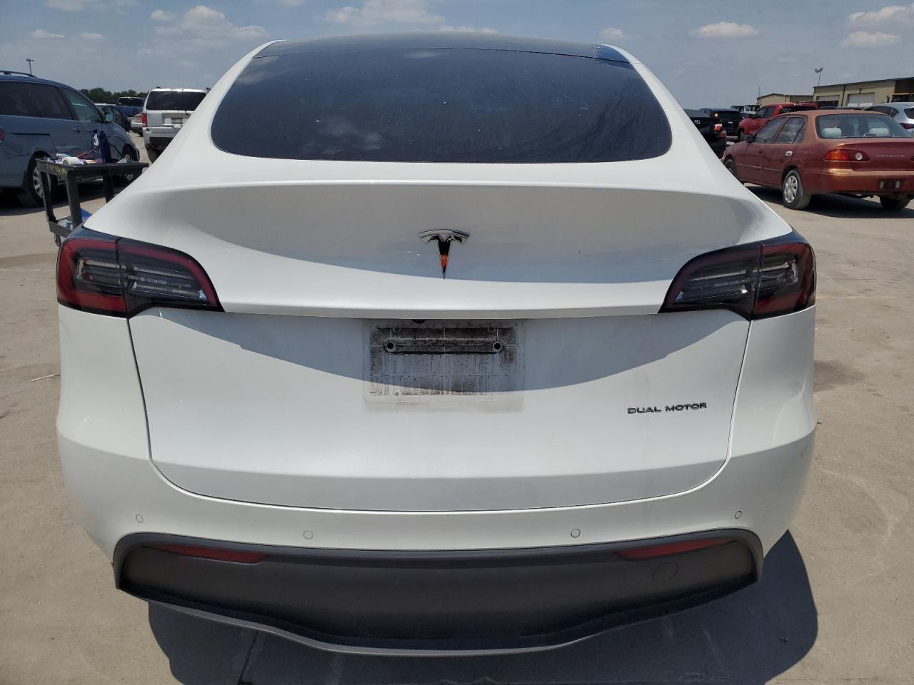 2020 Tesla Model Y VIN: 5YJYGDEE8LF023705 Lot: 66572604