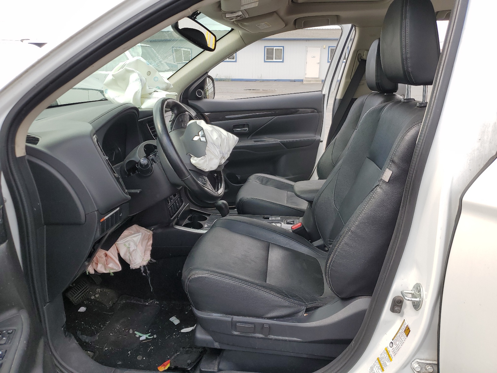 JA4AZ3A36HZ013406 2017 Mitsubishi Outlander Se