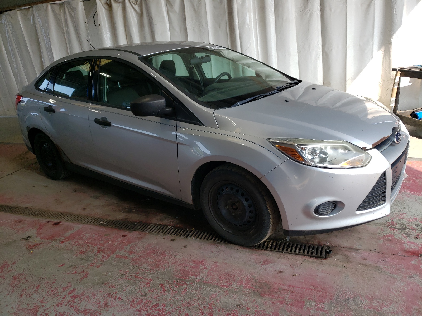 2013 Ford Focus S vin: 1FADP3E21DL350725