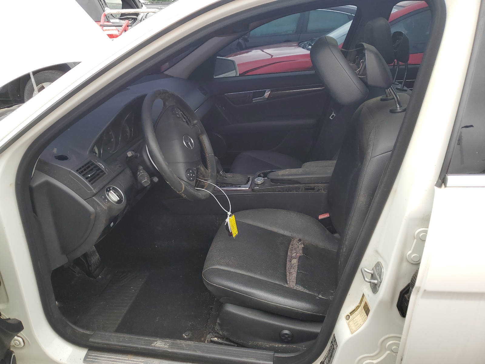 WDDGF8BB5BR170532 2011 Mercedes-Benz C 300 4Matic