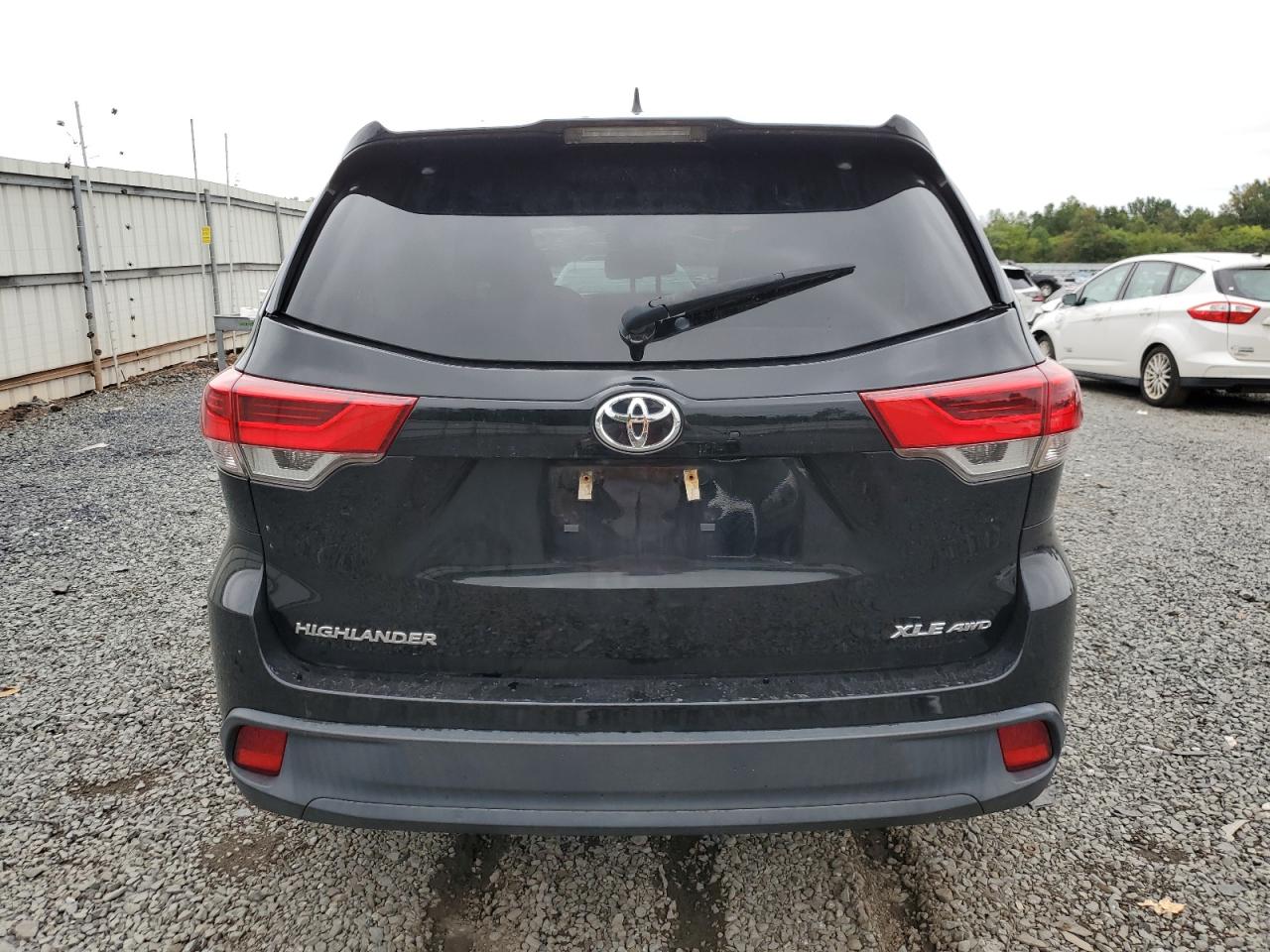 2017 Toyota Highlander Se VIN: 5TDJZRFH7HS449521 Lot: 69270984