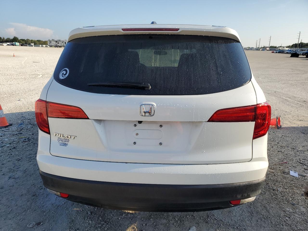 2017 Honda Pilot Exln VIN: 5FNYF5H76HB042458 Lot: 67375294