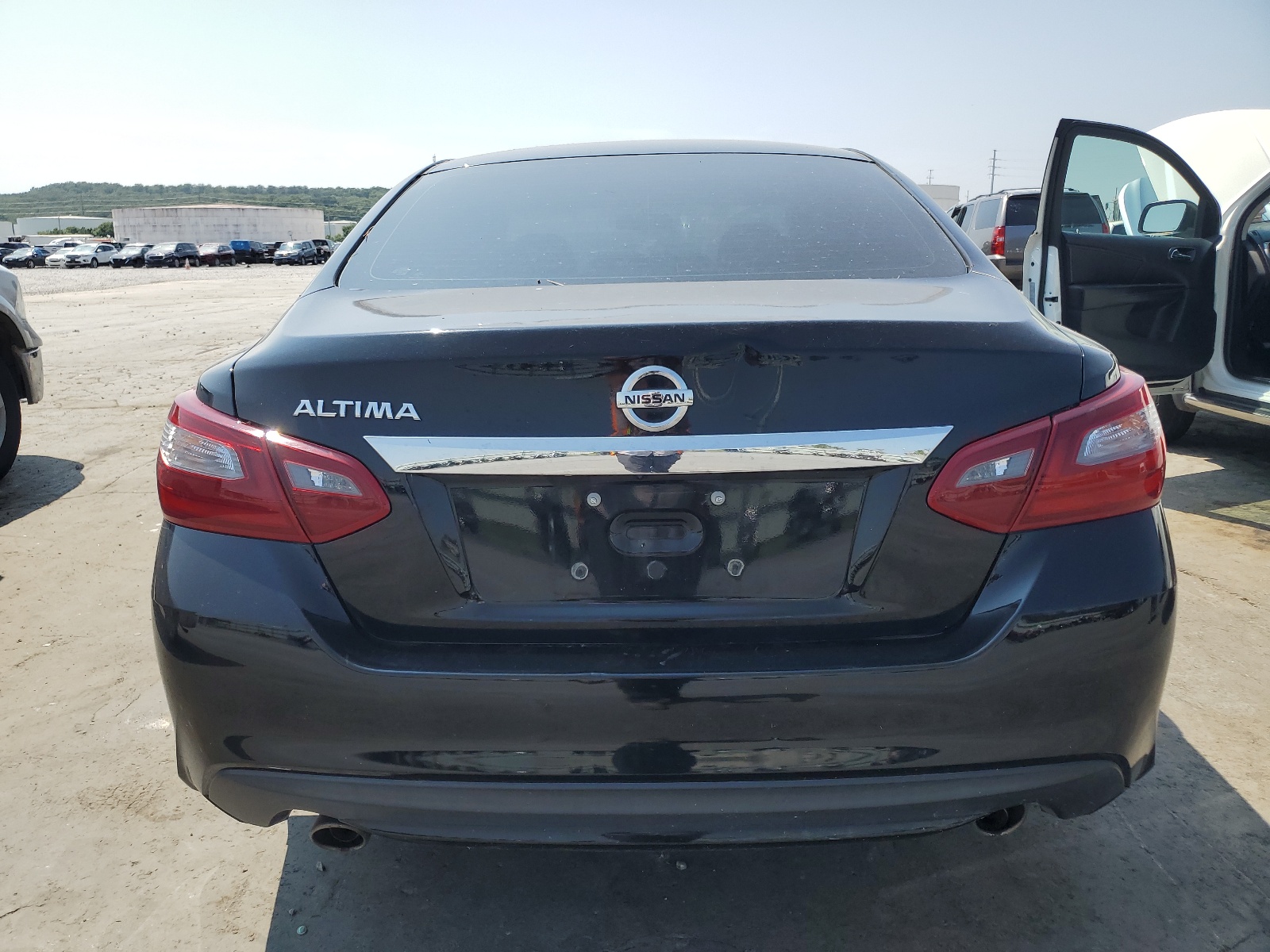 1N4AL3AP7JC275847 2018 Nissan Altima 2.5