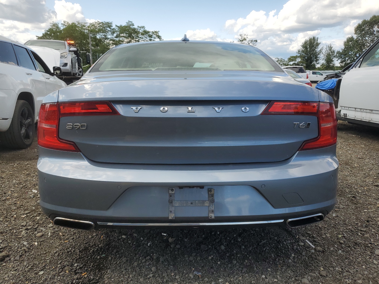 YV1A22MKXH1003834 2017 Volvo S90 T6 Momentum