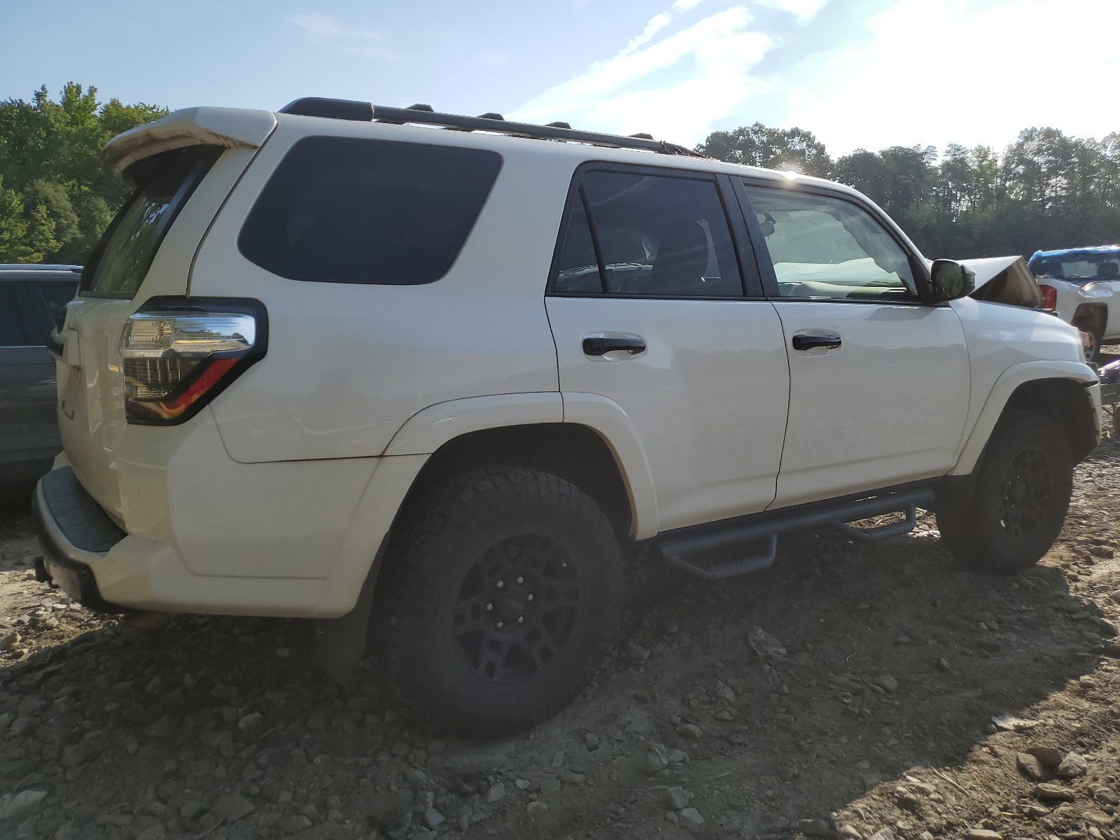 2019 Toyota 4Runner Sr5 vin: JTEBU5JR2K5684137