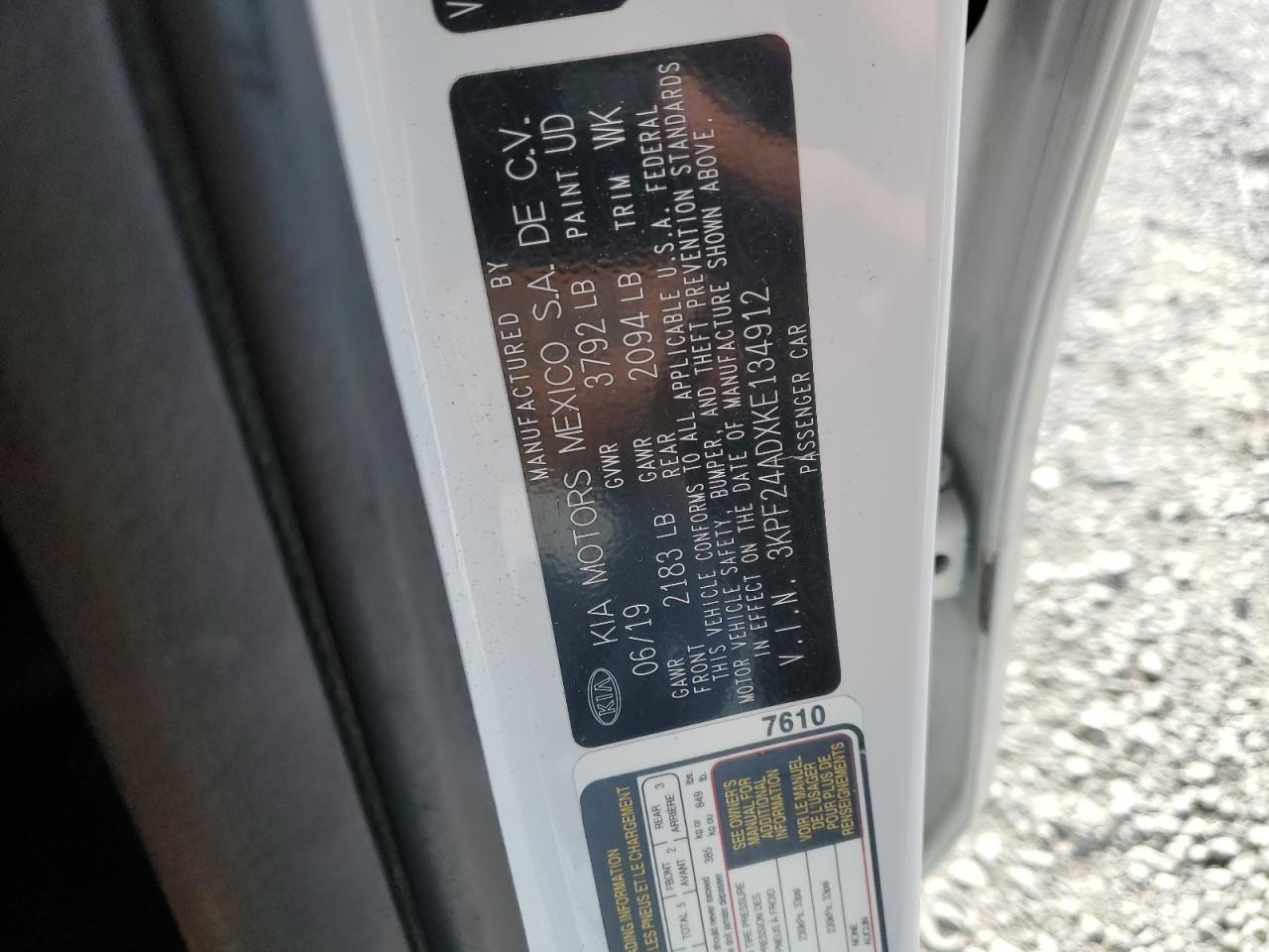 2019 Kia Forte - Image 13