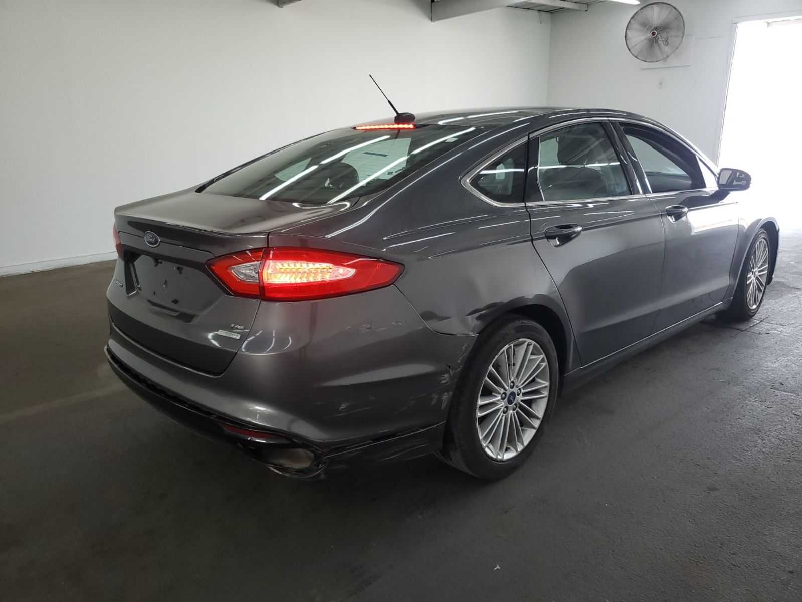 2015 Ford Fusion Se vin: 3FA6P0H92FR130644