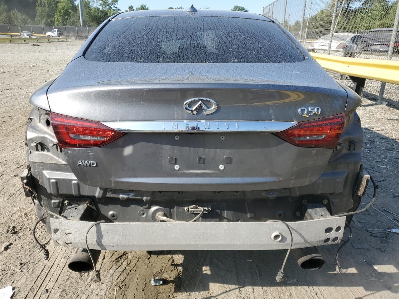 JN1EV7AR5JM431363 2018 Infiniti Q50 Luxe