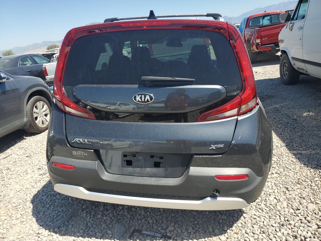 KNDJ23AU2L7037676 2020 Kia Soul Lx