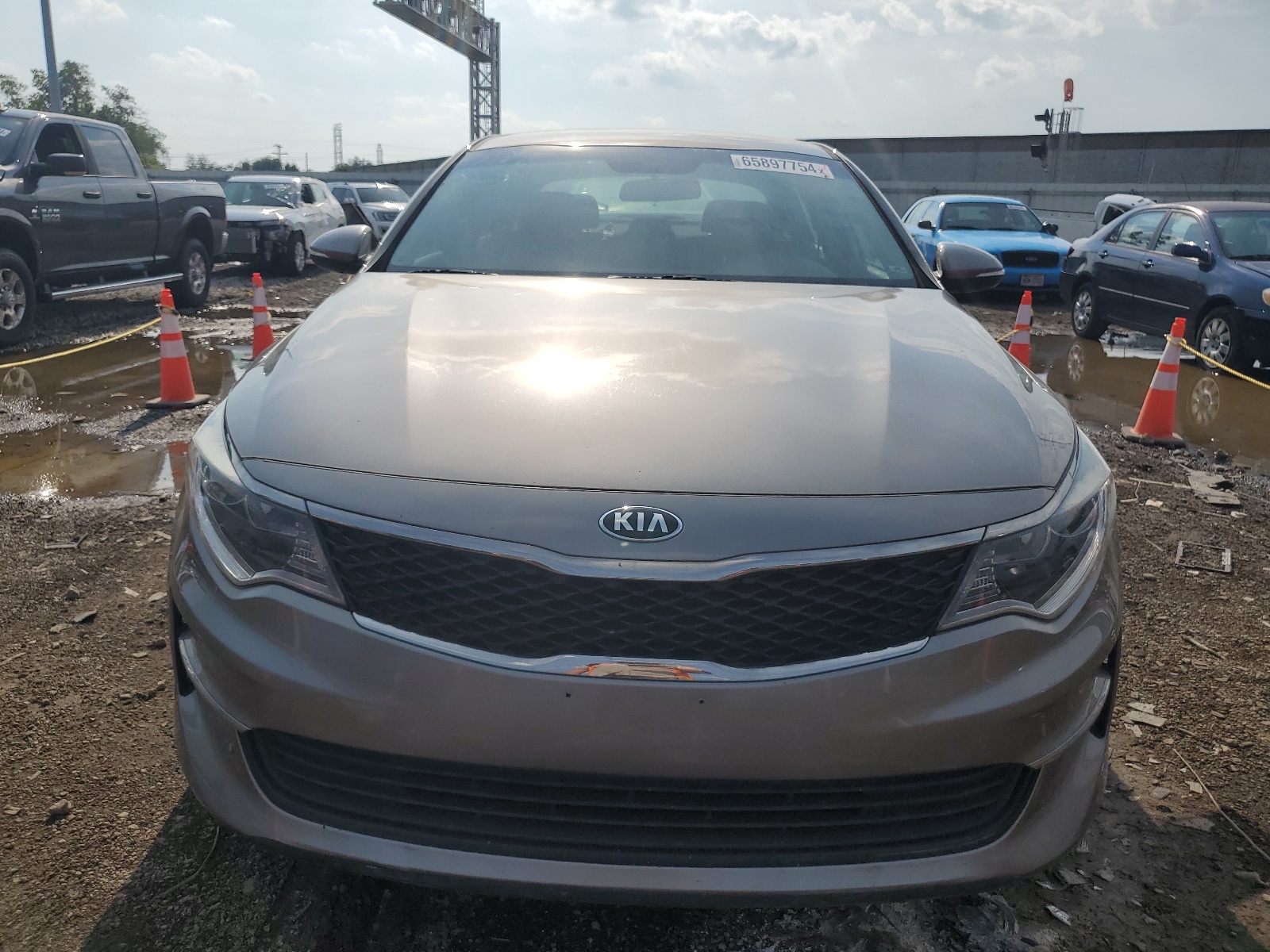 2016 Kia Optima Lx vin: 5XXGT4L30GG033088