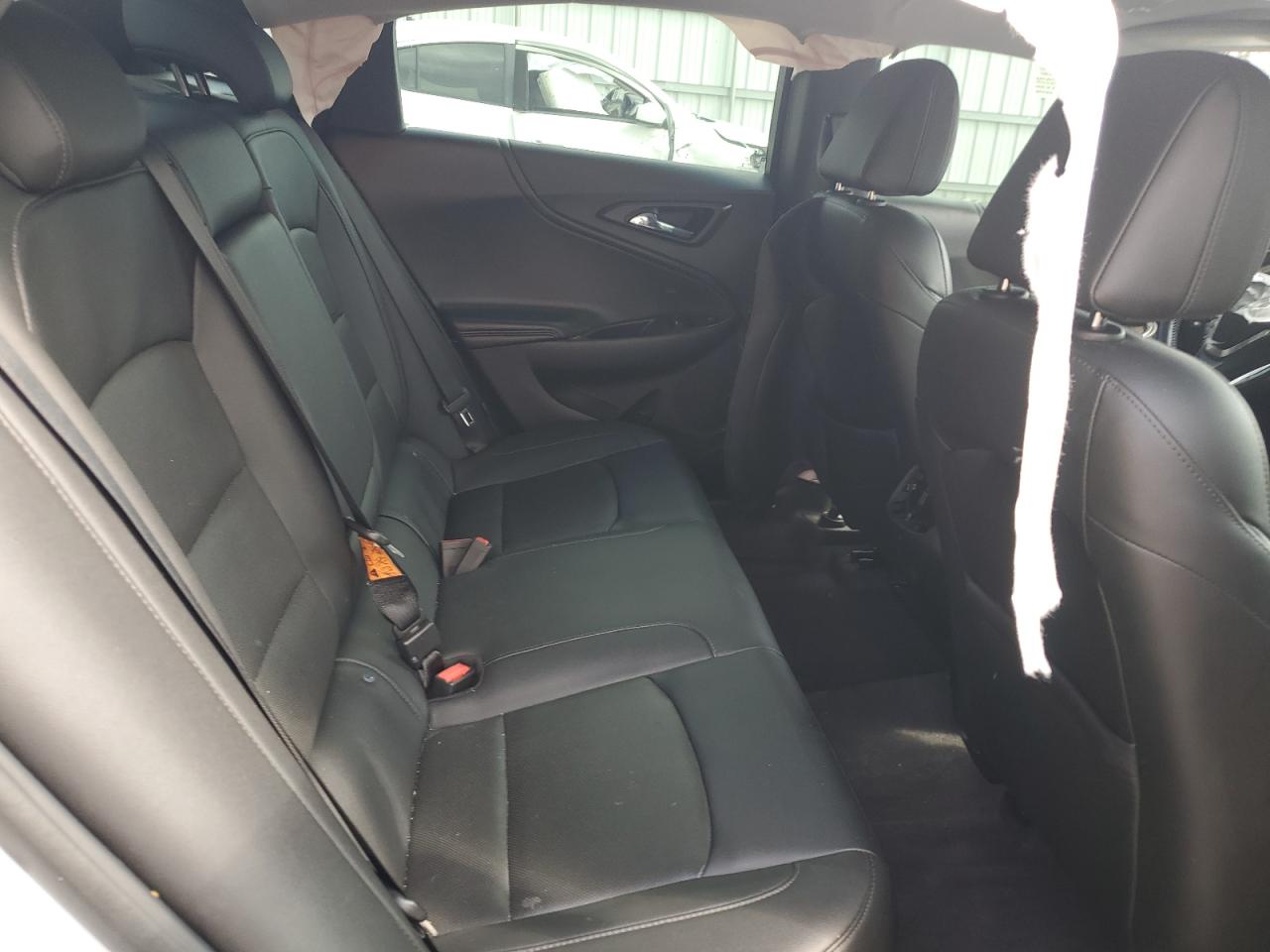 2019 Chevrolet Malibu - Image 10