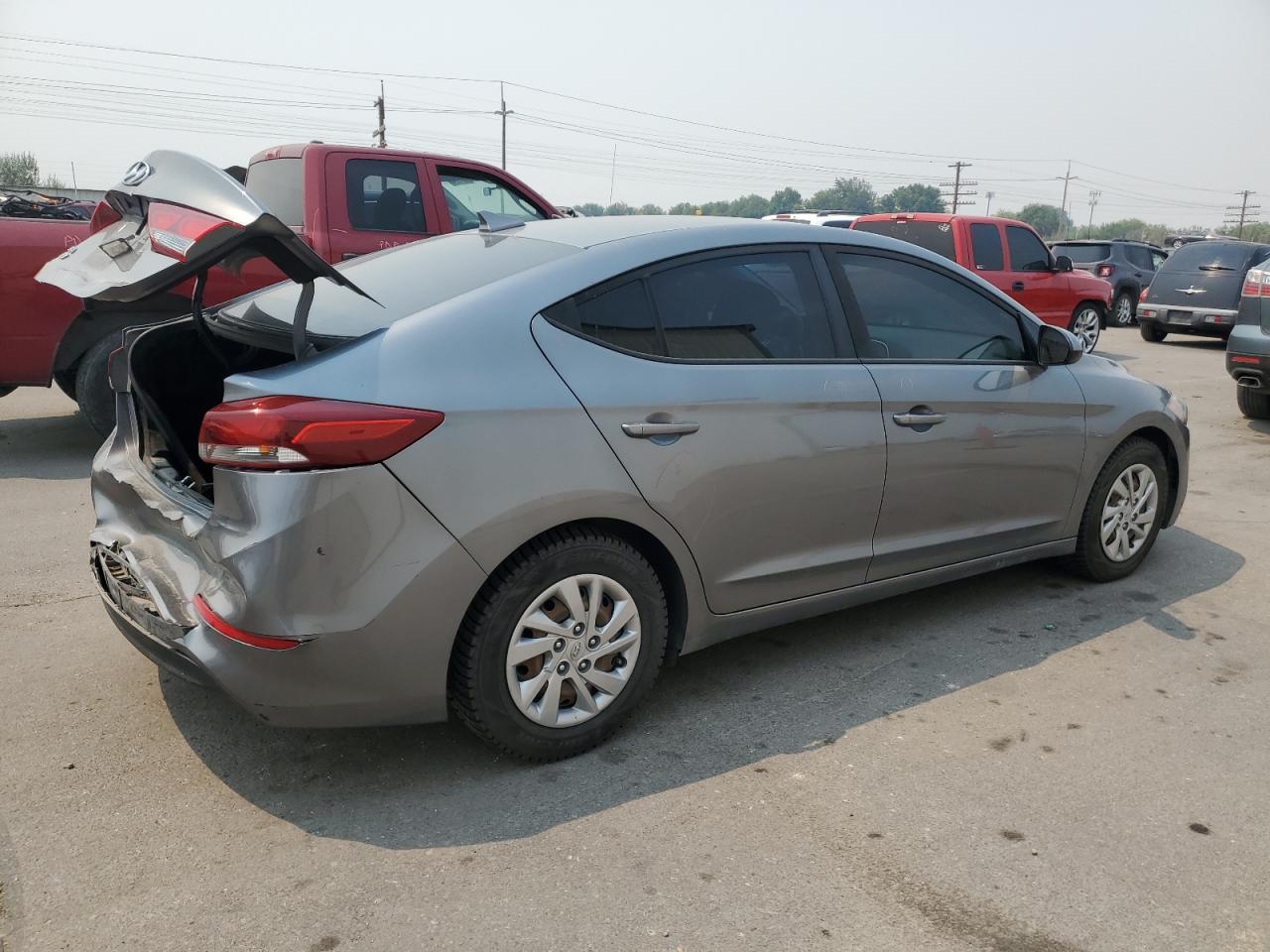 2017 Hyundai Elantra - Image 3