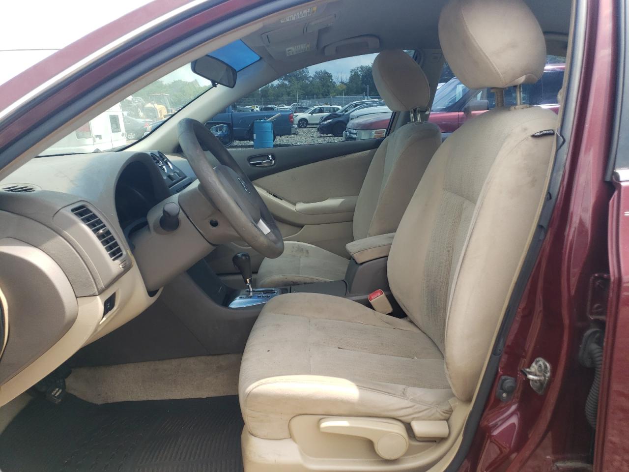 2010 Nissan Altima - Image 7