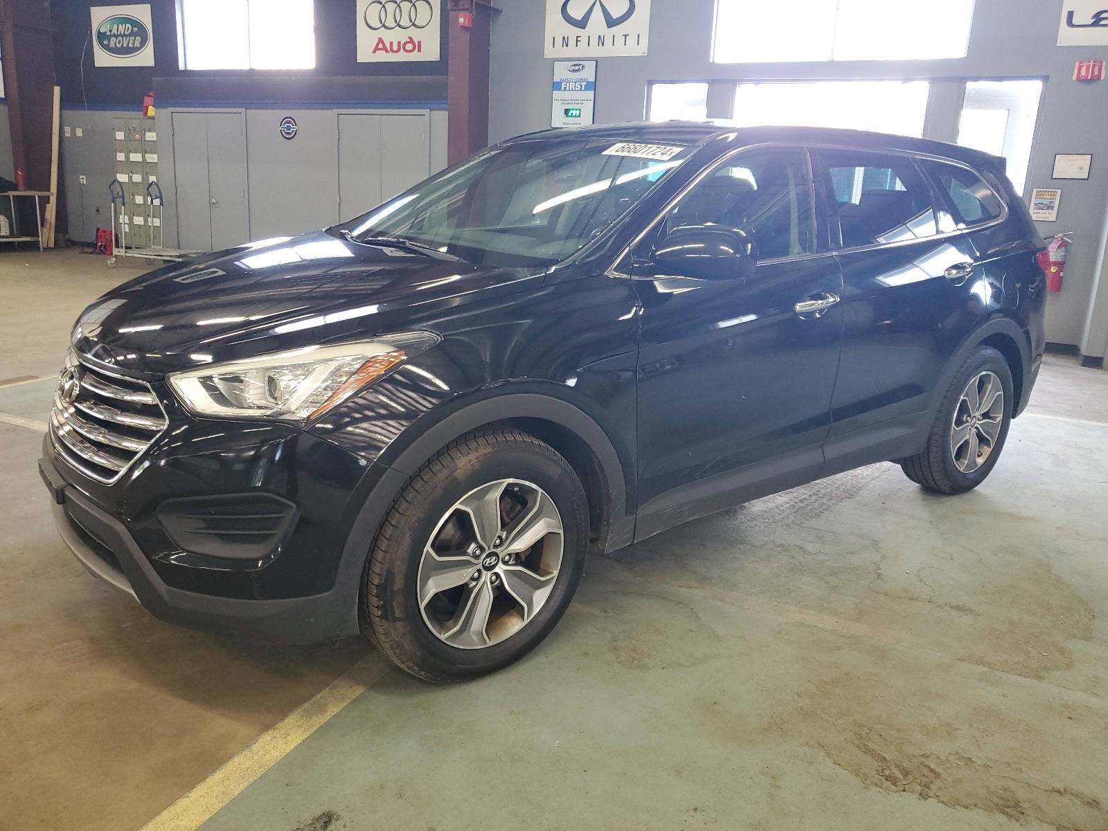 2013 Hyundai Santa Fe Gls vin: KM8SMDHF7DU010239