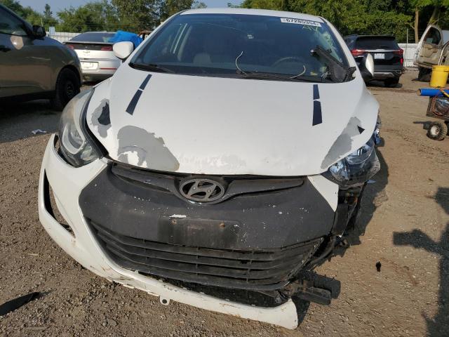Седаны HYUNDAI ELANTRA 2016 Белы