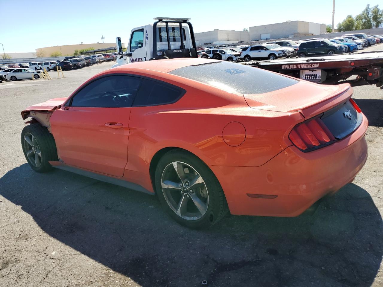 1FA6P8TH8G5209382 2016 FORD MUSTANG - Image 2