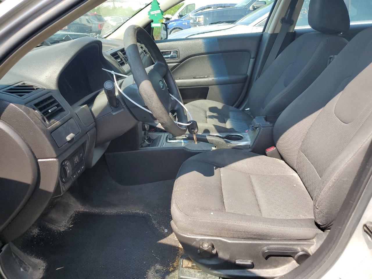 2010 Ford Fusion Se VIN: 3FAHP0HA6AR121912 Lot: 65525854