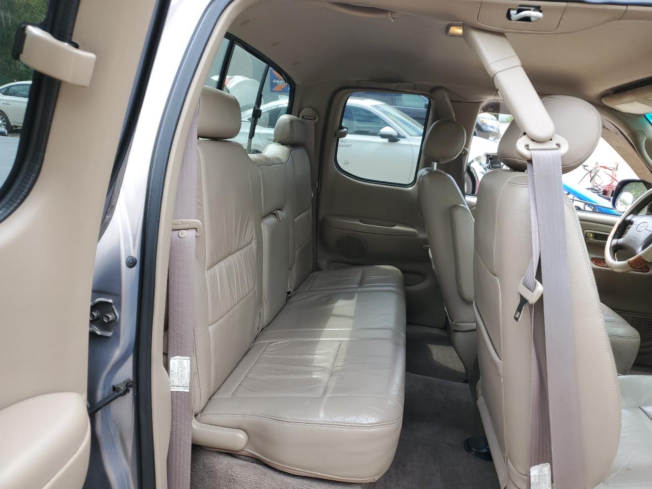 2000 Toyota Tundra Access Cab Limited VIN: 5TBBT4813YS070842 Lot: 67501294