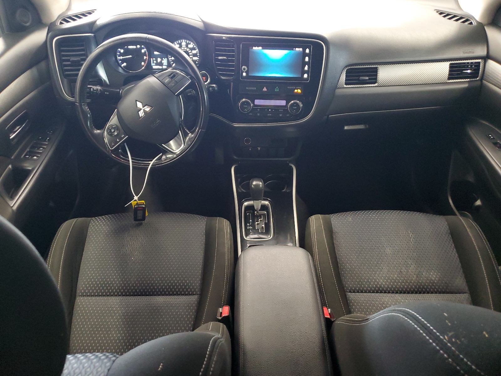 JA4AZ3A32HZ056365 2017 Mitsubishi Outlander Se