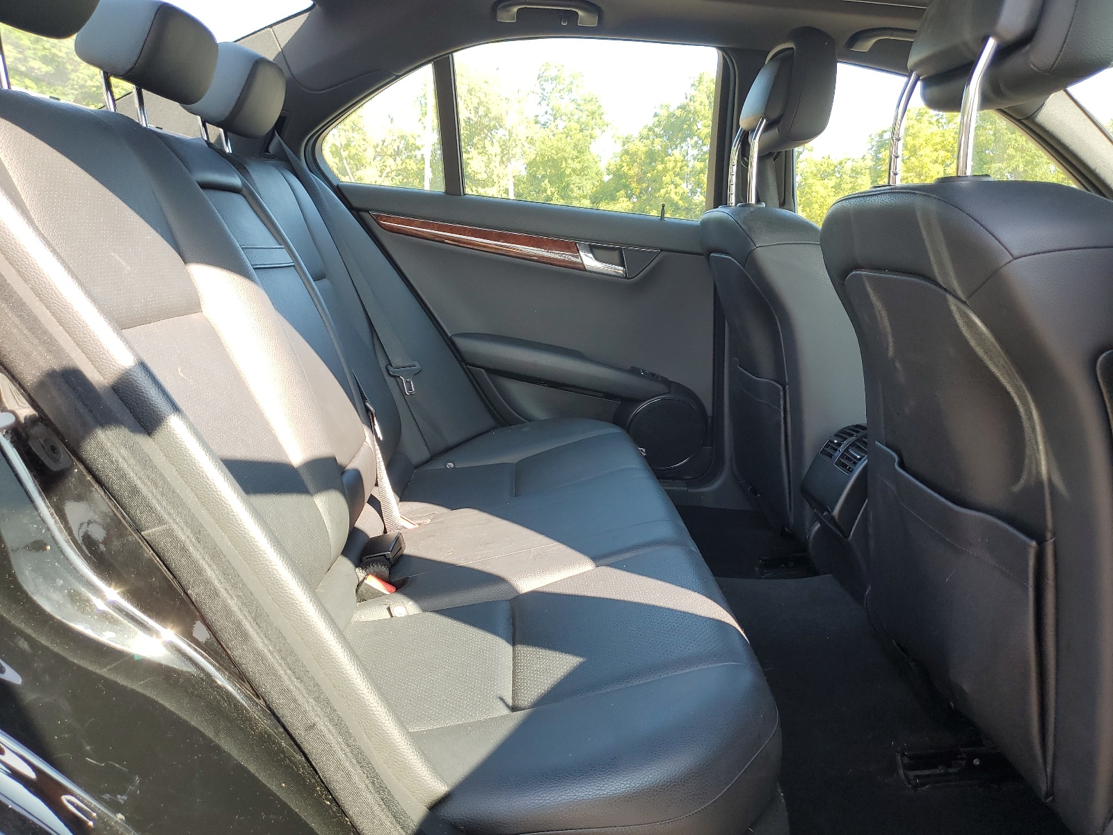 WDDGF8BB7BR182164 2011 Mercedes-Benz C 300 4Matic