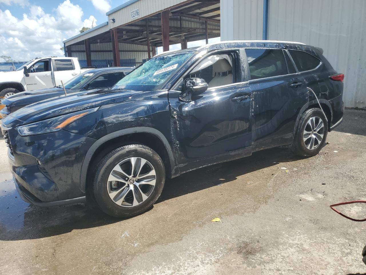 5TDKDRAH7PS037429 2023 TOYOTA HIGHLANDER - Image 1