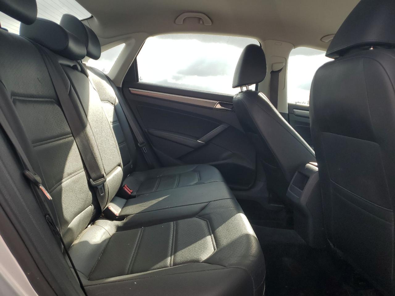 2017 Volkswagen Passat R-Line VIN: 1VWDT7A3XHC059655 Lot: 65584544