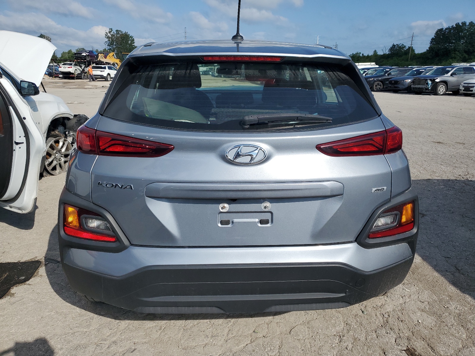 KM8K1CAA5MU704140 2021 Hyundai Kona Se