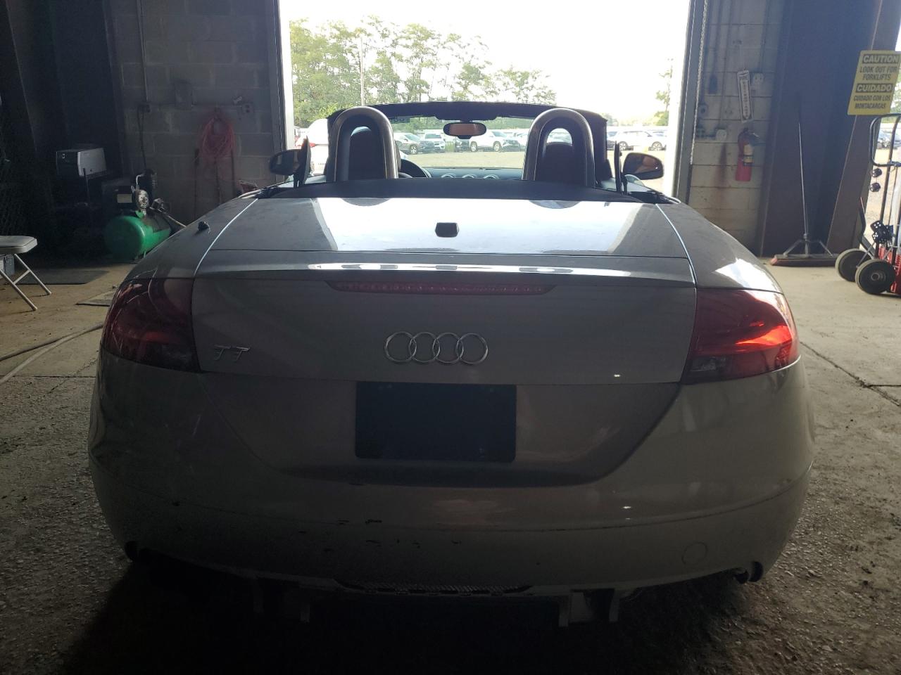 2008 Audi Tt 2.0T VIN: TRUMF38J881002489 Lot: 68066184