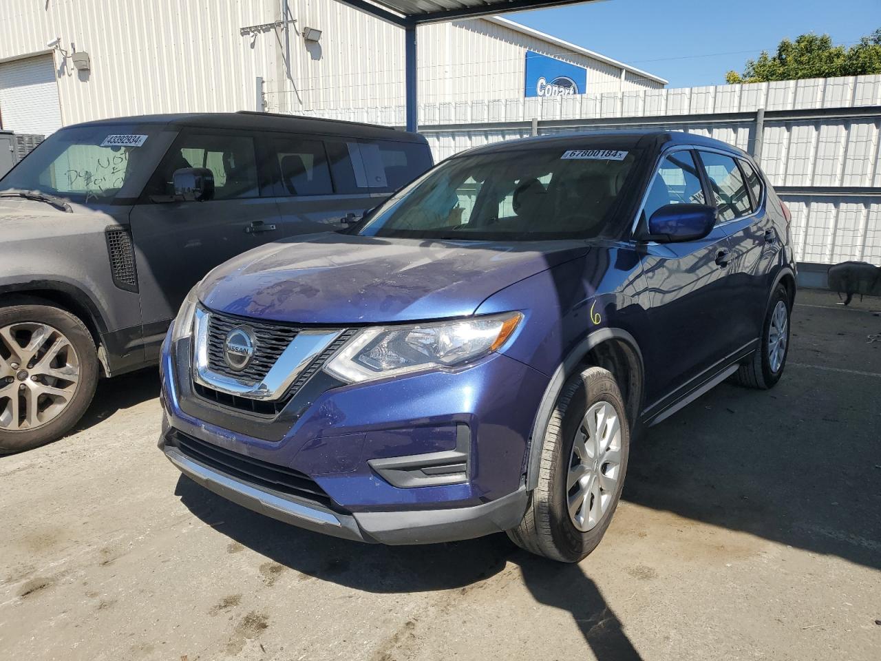 KNMAT2MT5JP538102 2018 NISSAN ROGUE - Image 1