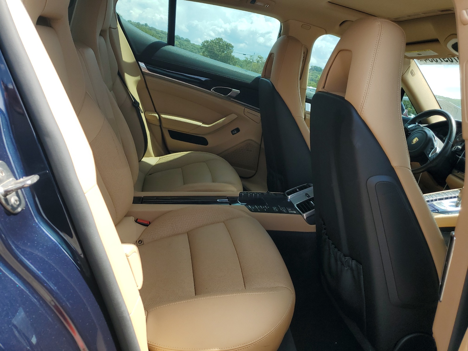 WP0AB2A77GL050876 2016 Porsche Panamera S