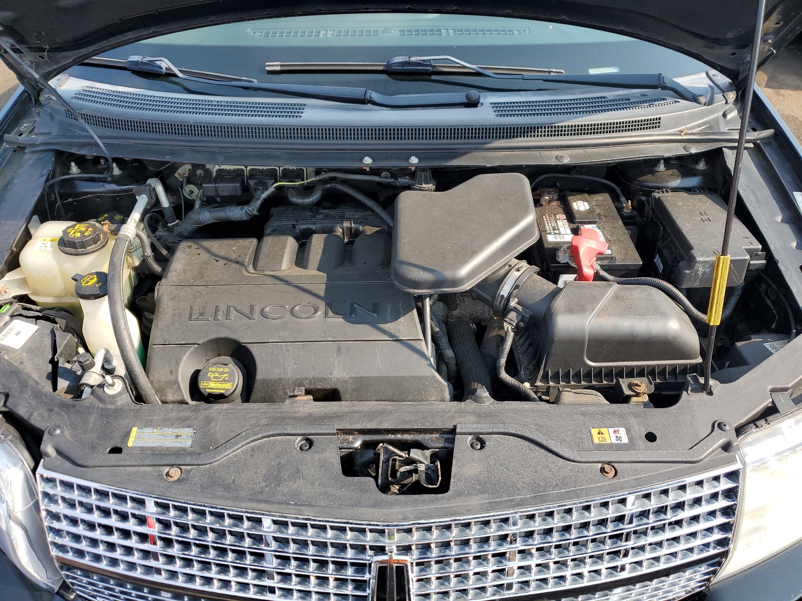 2LMDJ8JCXABJ13685 2010 Lincoln Mkx