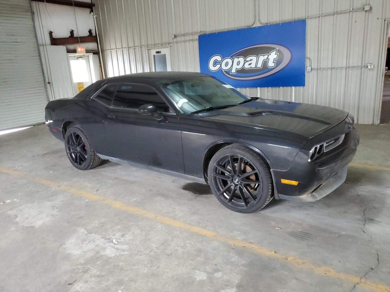 2011 Dodge Challenger - Image 4