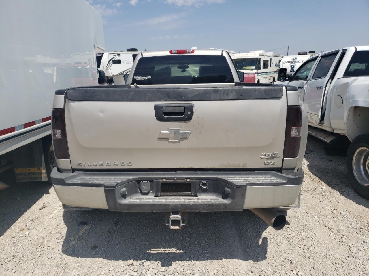 1GCJC33608F108852 2008 Chevrolet Silverado C3500