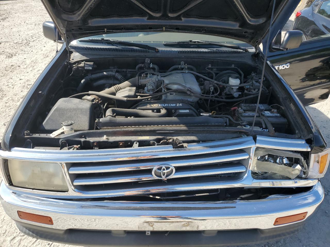 1998 Toyota T100 Xtracab VIN: JT4UN22D4W0056708 Lot: 67064624